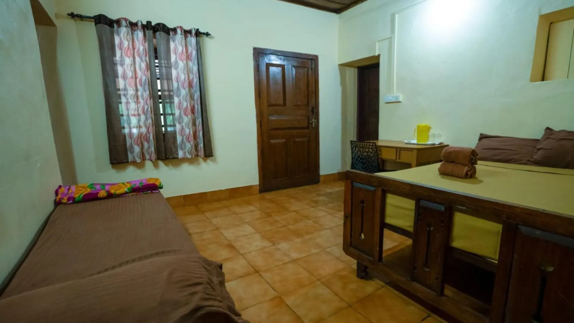 Hill Valley Farm House Nelliyampathy Resort