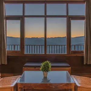 https://kufri-heights.shimlahotels.net