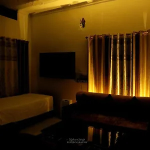 https://tattva-luxurious-varanasi.hotels-varanasi.com