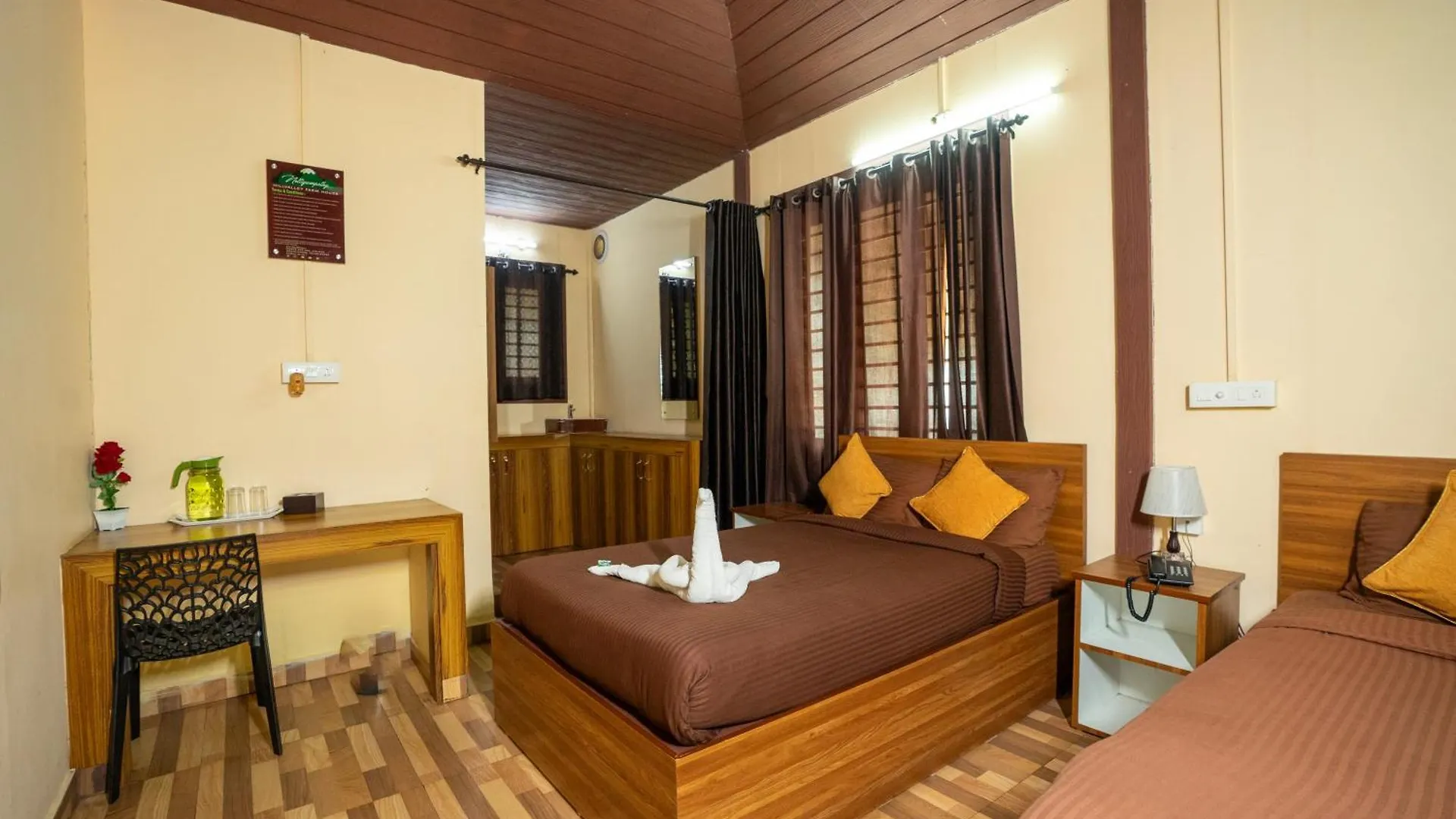 Hill Valley Farm House Nelliyampathy India