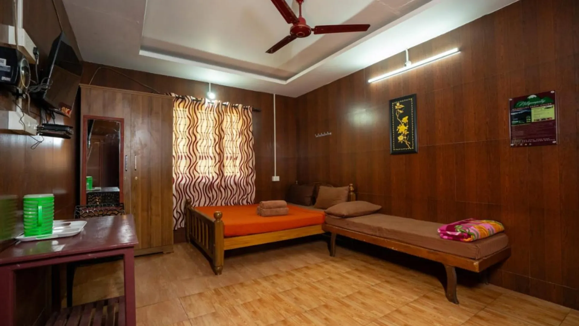 Hill Valley Farm House Nelliyampathy